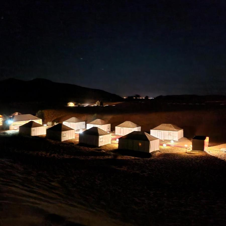 Hotel Magic Luxury Camp à Merzouga Extérieur photo