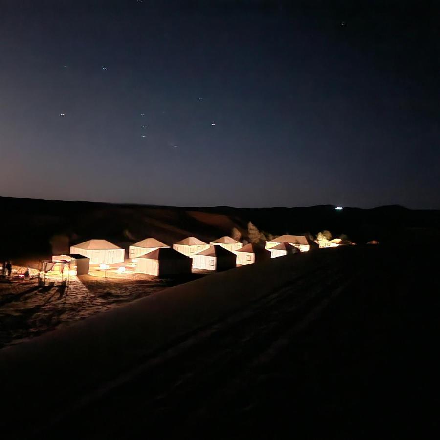 Hotel Magic Luxury Camp à Merzouga Extérieur photo