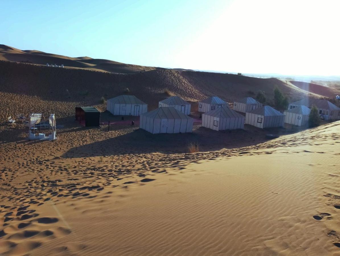 Hotel Magic Luxury Camp à Merzouga Extérieur photo