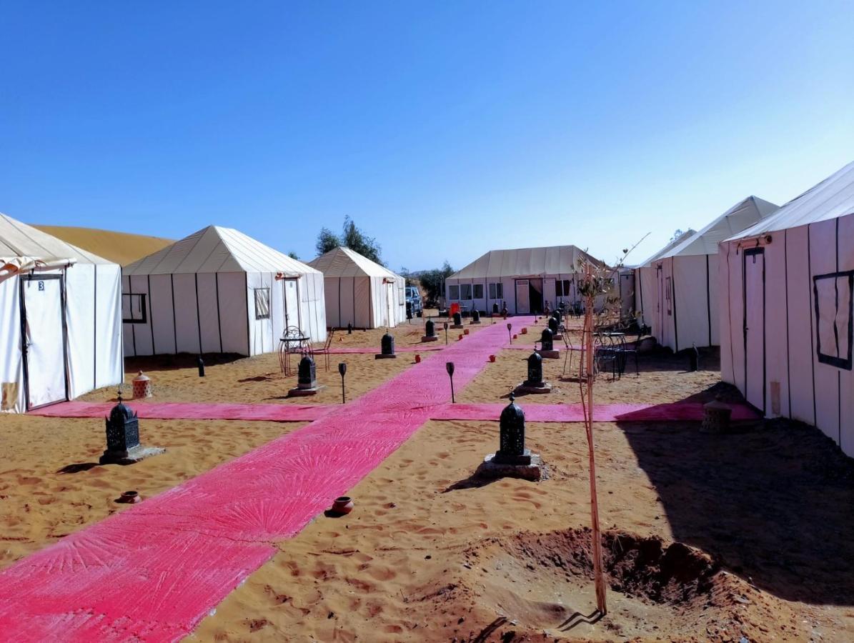 Hotel Magic Luxury Camp à Merzouga Extérieur photo