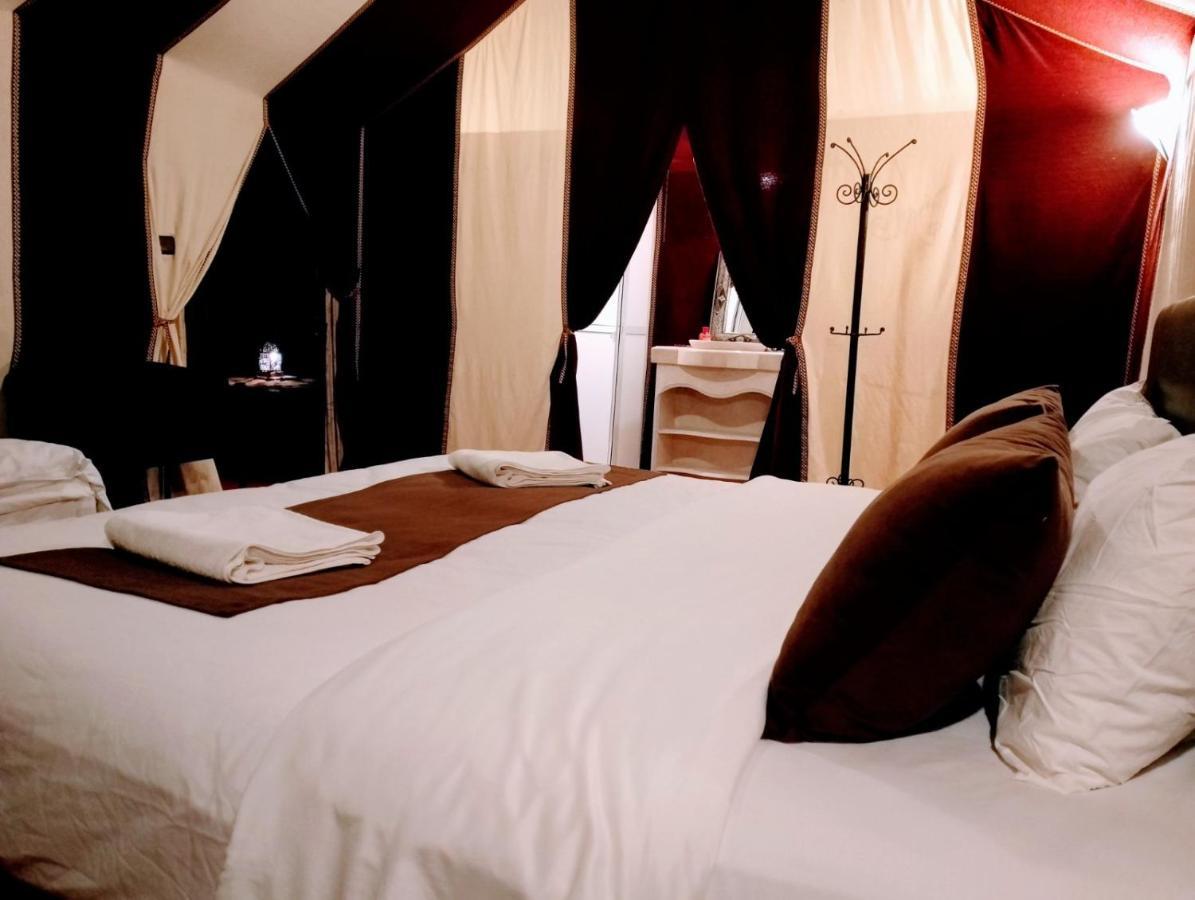 Hotel Magic Luxury Camp à Merzouga Extérieur photo