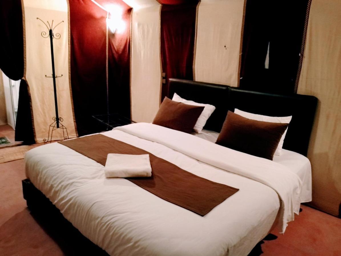 Hotel Magic Luxury Camp à Merzouga Extérieur photo