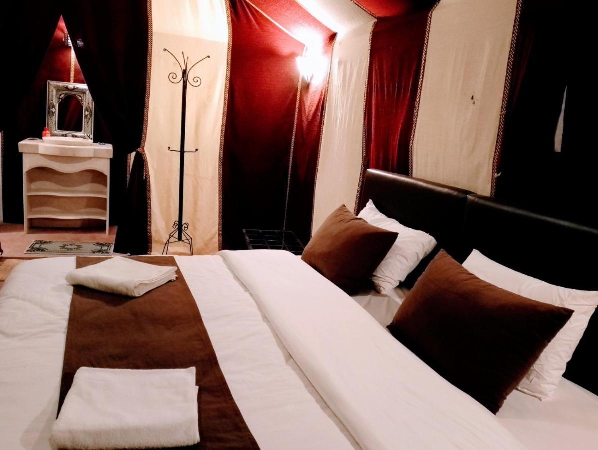 Hotel Magic Luxury Camp à Merzouga Extérieur photo